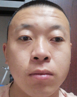 刘勇
